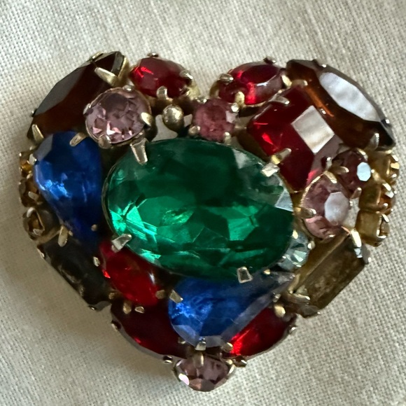 Jewelry - Vintage Multicolor Gemstone Heart Brooch